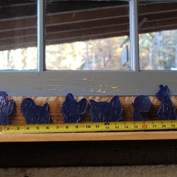 Retro 1965 Vintage Tom and Jerry cookie cutters set of 6 - Picture 11 of 16